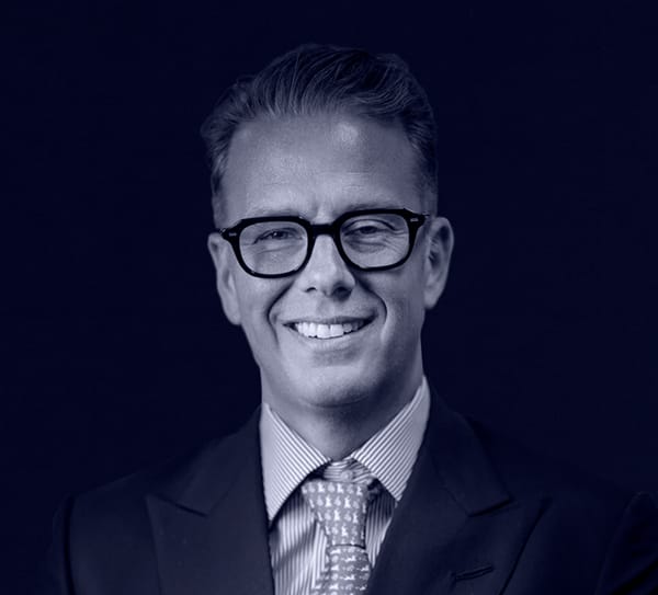 R. Andres Lucas headshot